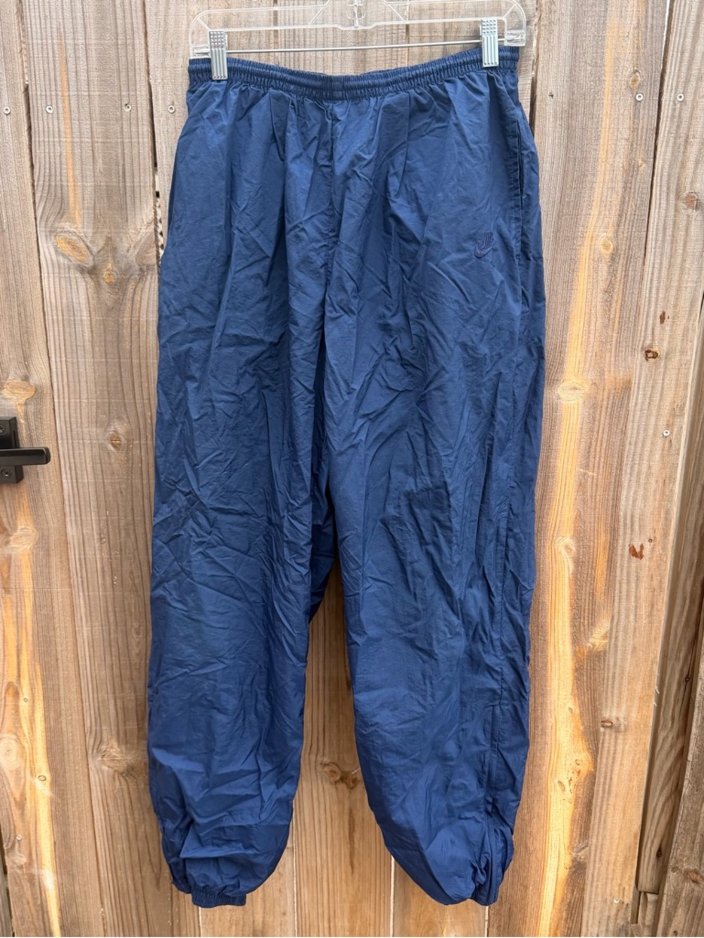 Vintage Nike Men's Navy Blue Lightweight Joggers sweatpants size large